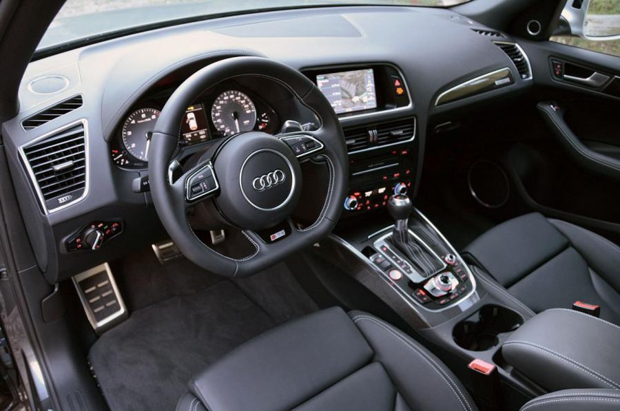 Торпедо Audi SQ5 TFSI (8R) 2013 года  (NA) (фото 37 из 82)